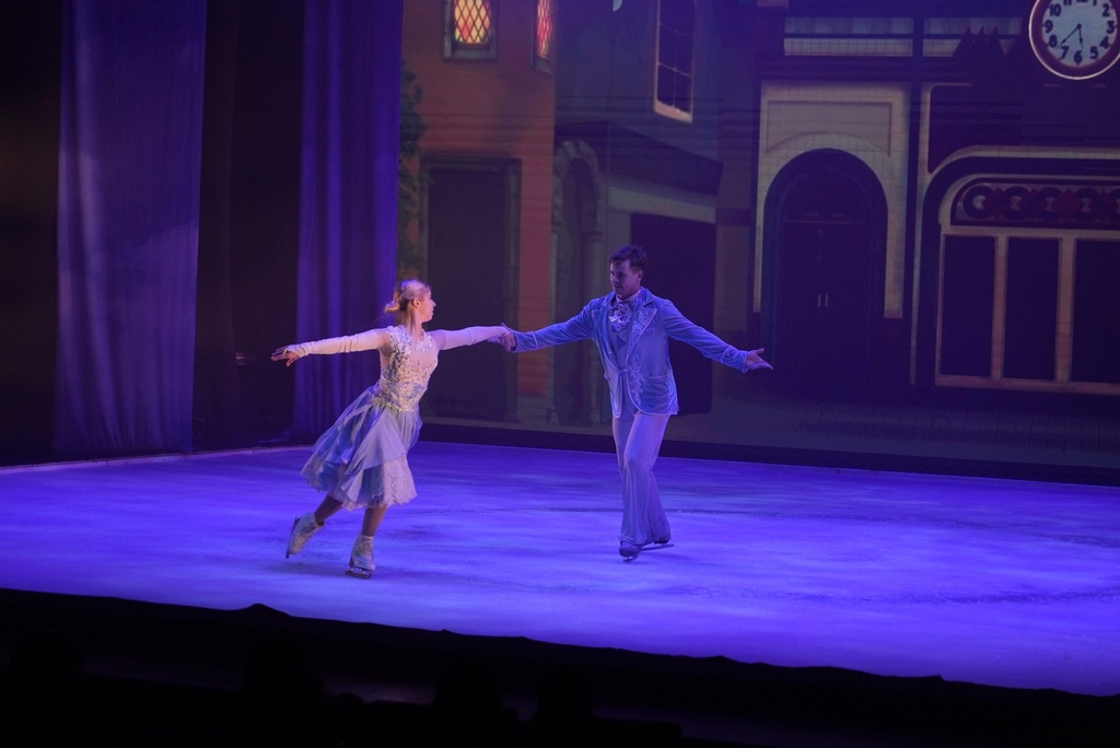 Cinderella On Ice