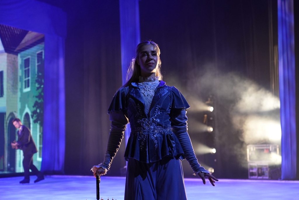 Cinderella On Ice