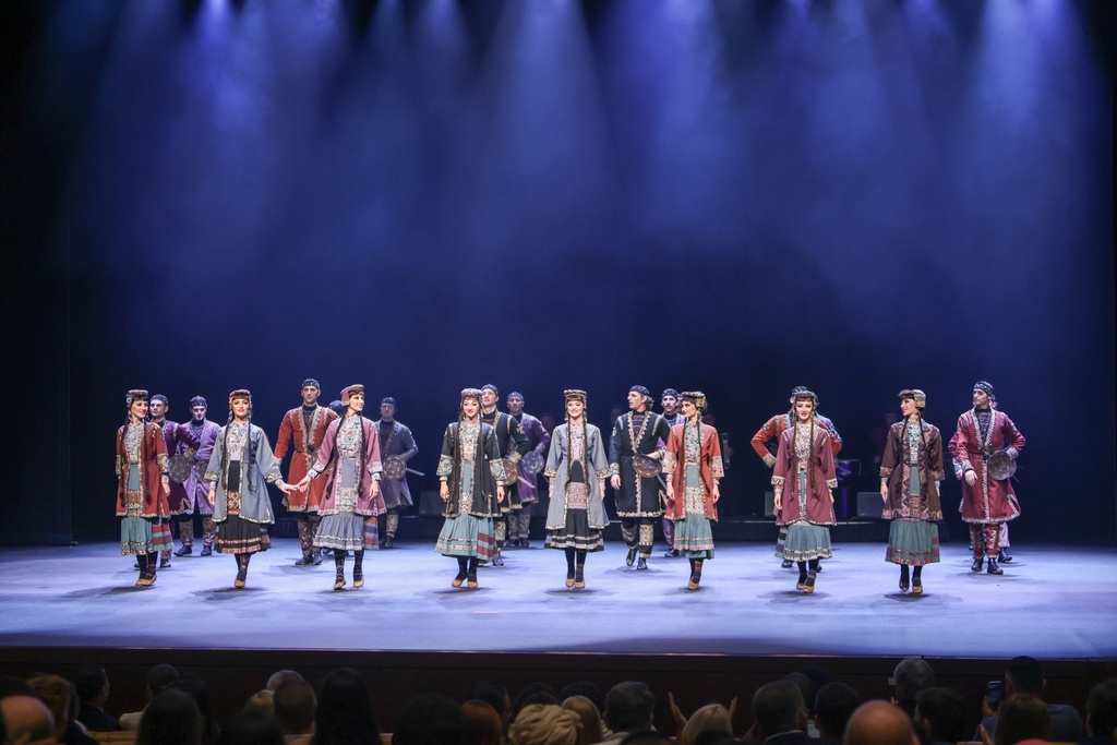 Georgian Dance